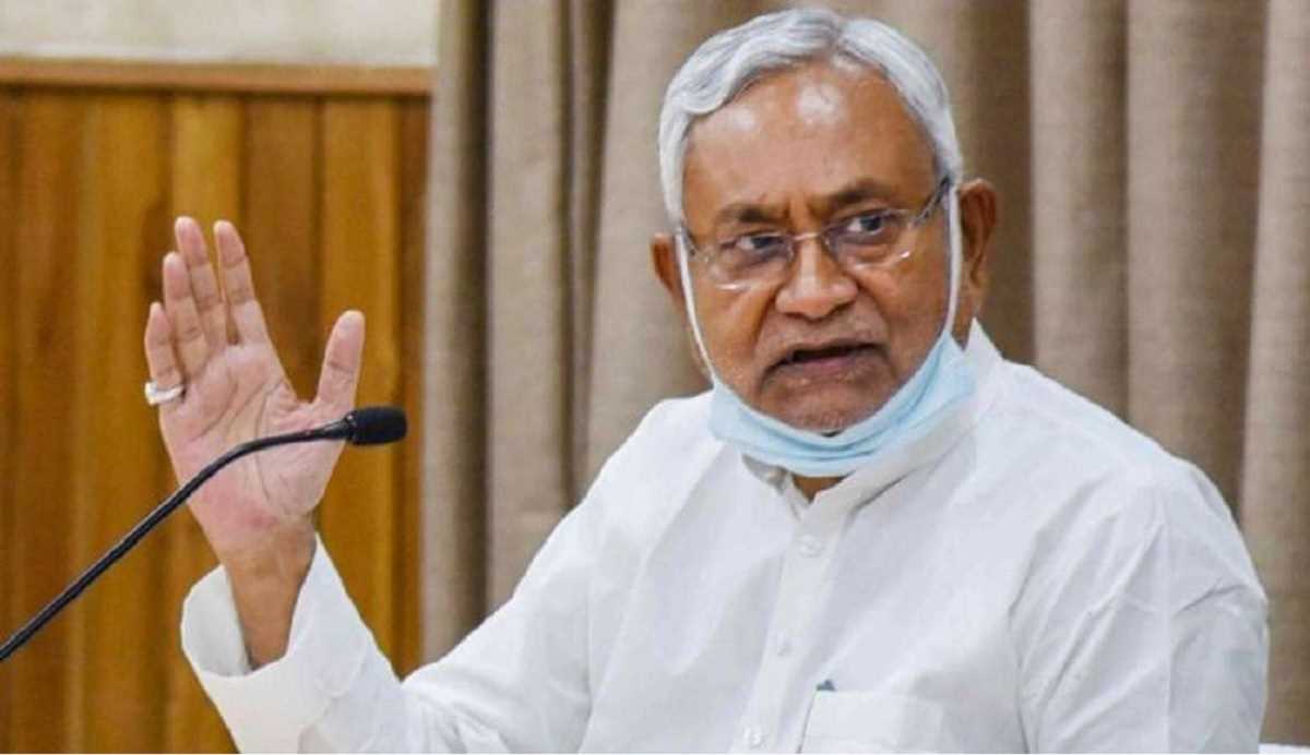 बिहार में नीतीश कुमार की छवि को बेनकाब कर सबक सिखाना चाहती है भाजपा